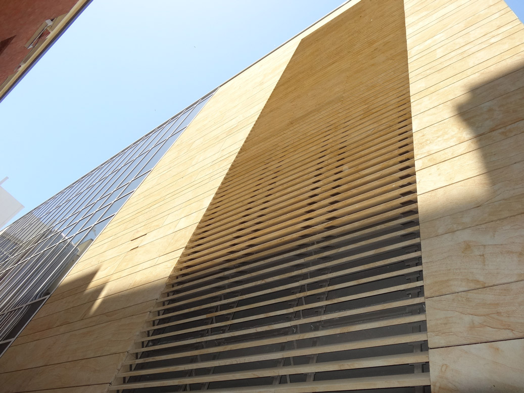 casa di cura rimini involucri ventilati in marmo