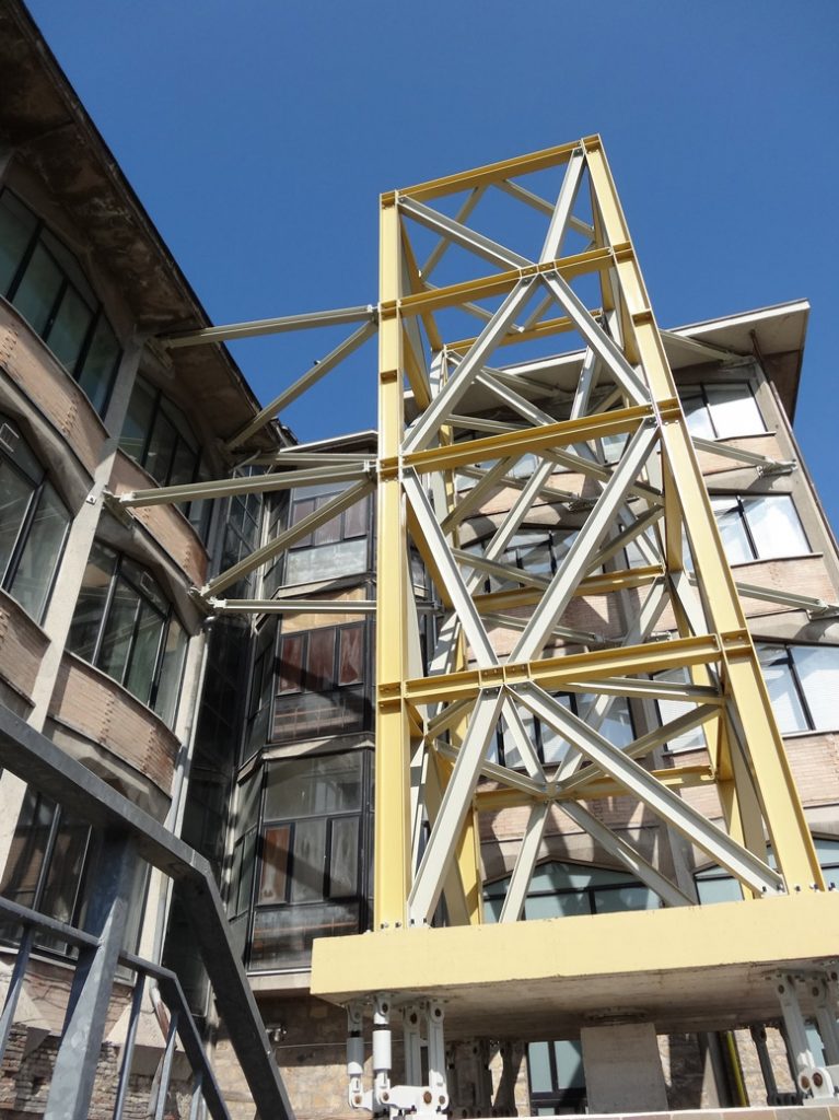 liceo macerata torri sismiche sea infissi